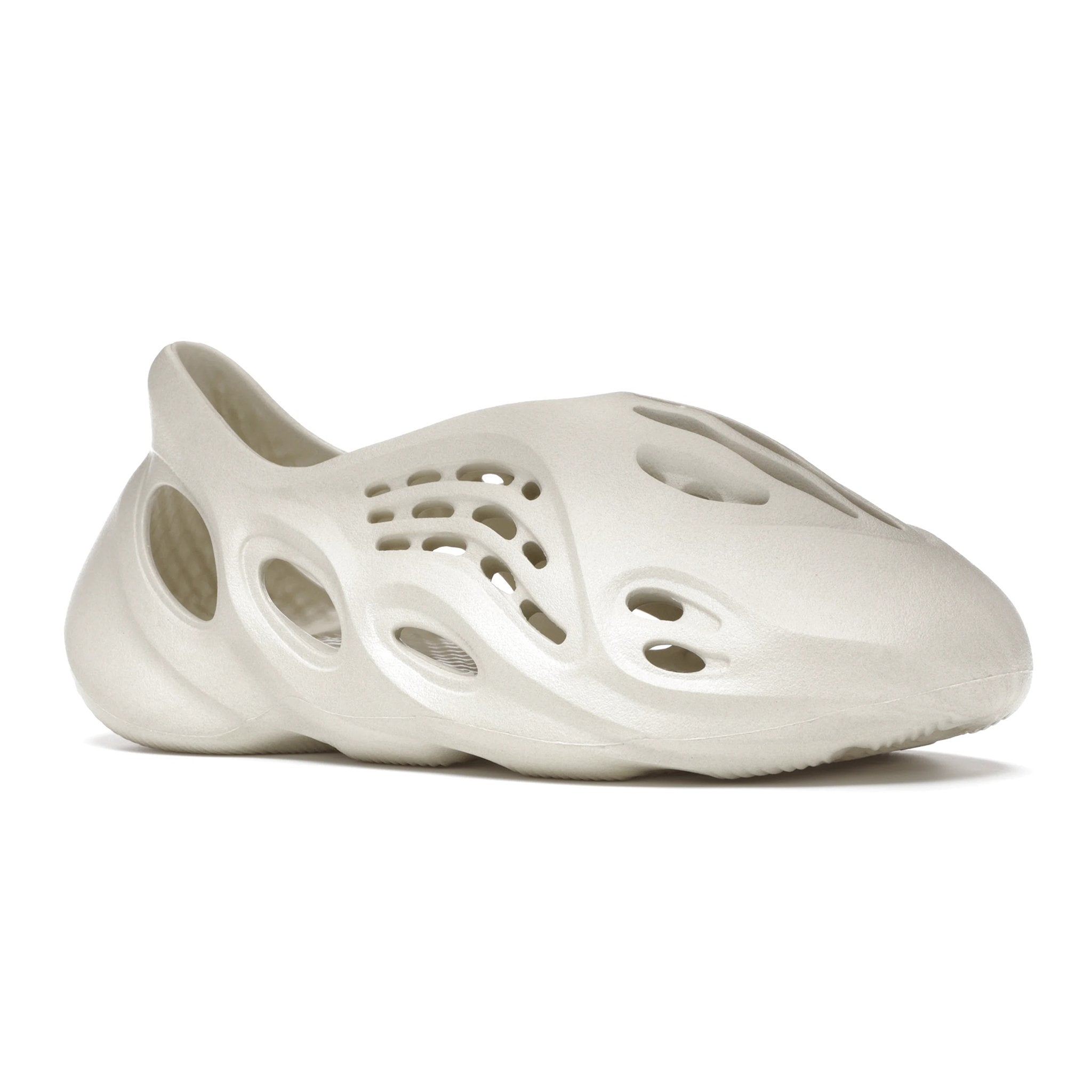 image of Yeezy Foam RNNR Sand